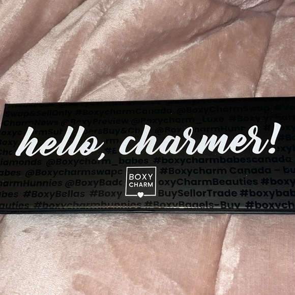 New, unused Boxycharm eyeshadow pallete - Picture 1 of 6